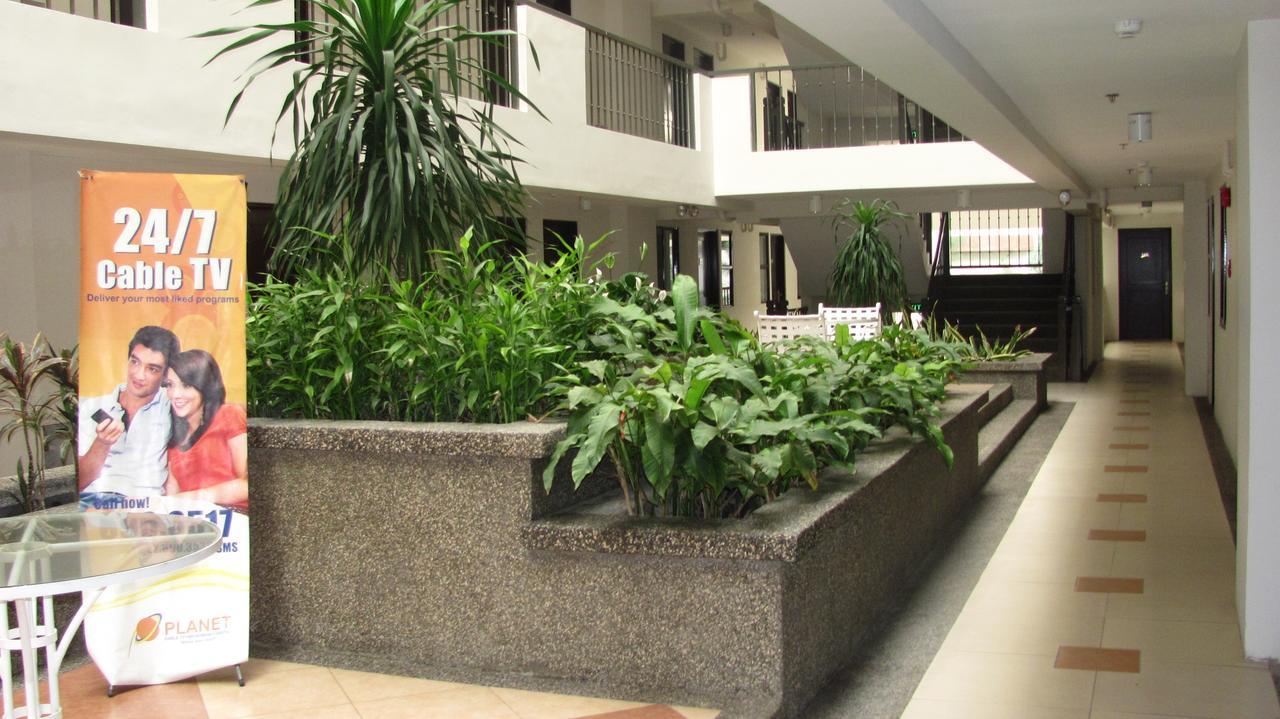 Two - 2Br Condo In The Heart Of Davao City エクステリア 写真