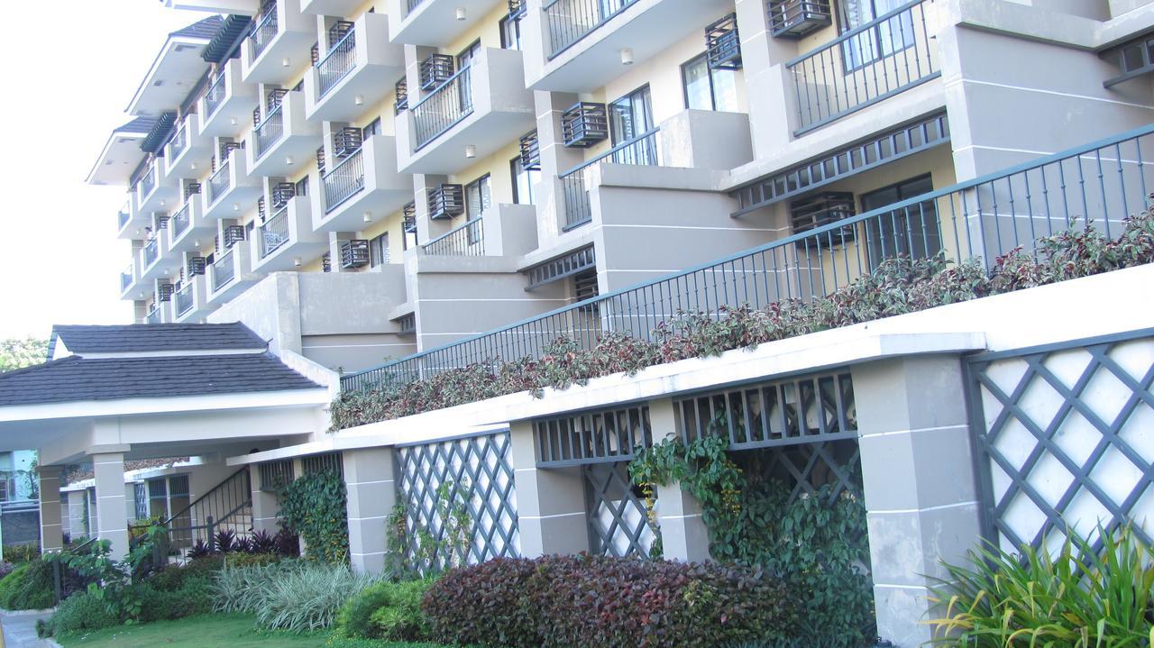 Two - 2Br Condo In The Heart Of Davao City エクステリア 写真